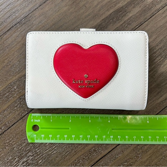 Kate Spade New York Inset Puffy Heart Wallet - Picture 13 of 15
